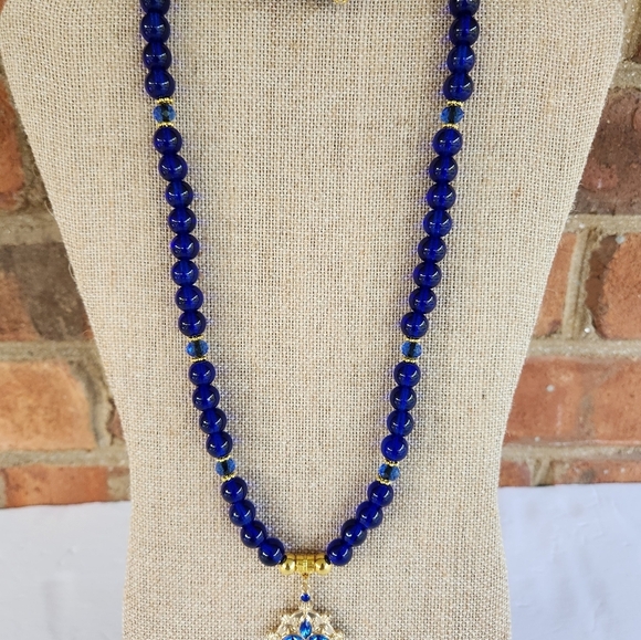 Hand Crafted Pendant Necklace Wrap Bracelet Pierced Earrings Royal Blue Beads - Picture 11 of 16